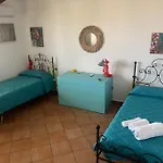 Traversa 8, Aeroporto Villa
