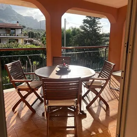 Traversa 8, Aeroporto